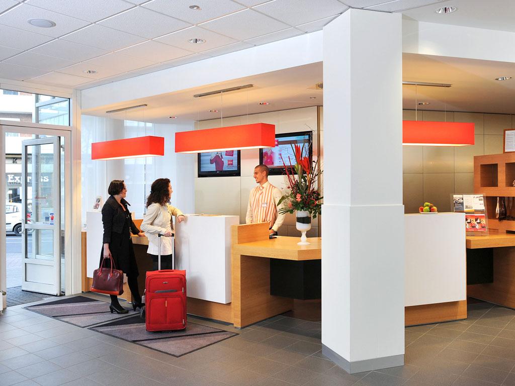 B&B Hotel Aachen-Hbf Eksteriør billede